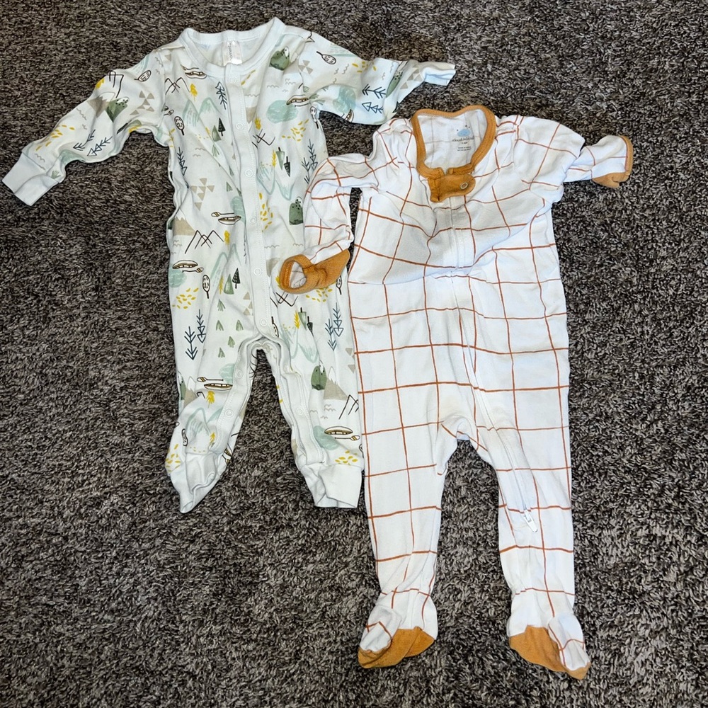 3-6 month sleepers, Gerber & Cloud Island